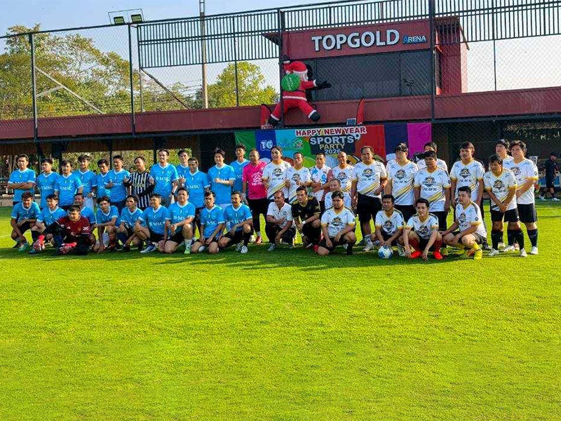 กิจกรรมฟุตบอลกระชับมิตร  บริษัท ท๊อป โกลด์ โปรดักส์ แอนด์ แพ็คเกจจิ้ง จำกัด พบกับ บริษัท ศานติบรรจุภัณฑ์ จำกัด